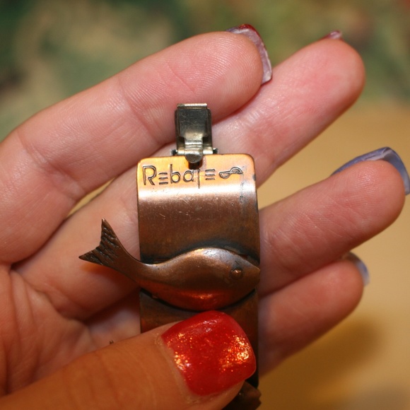 Mid Century Rebajes Copper Wide Fish Bracelet - Picture 4 of 8